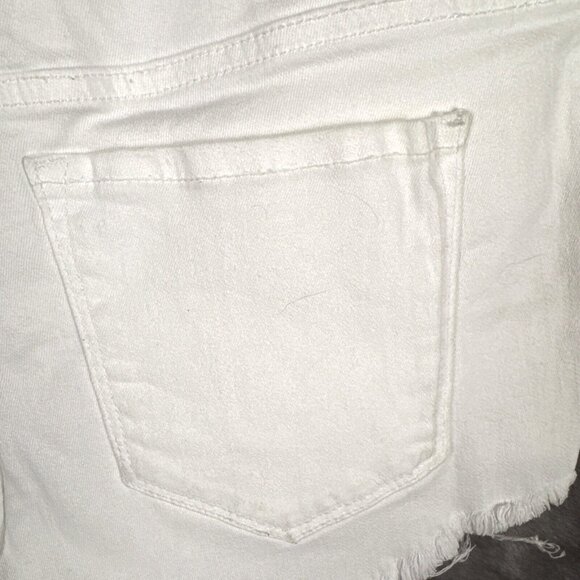Klique B Denim Shorts Girls Distressed White Size Medium Light Wash Stretch - Picture 10 of 10